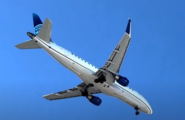 Embraer 175 (N761YX) - Planespotting at KMYR