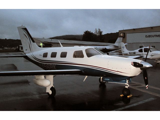 Piper Malibu Mirage (N456BK) - A very nice hig performance single engine aircraft. Cabin class.