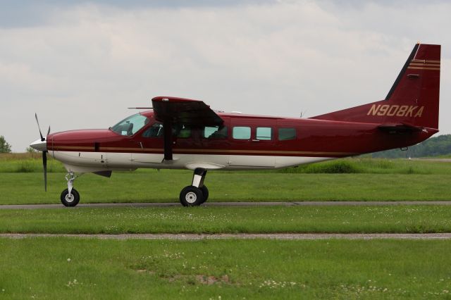 Cessna Caravan (N908KA) - Taxiing