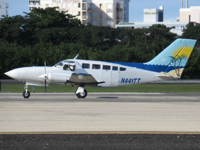 Cessna 402 (N441TT)