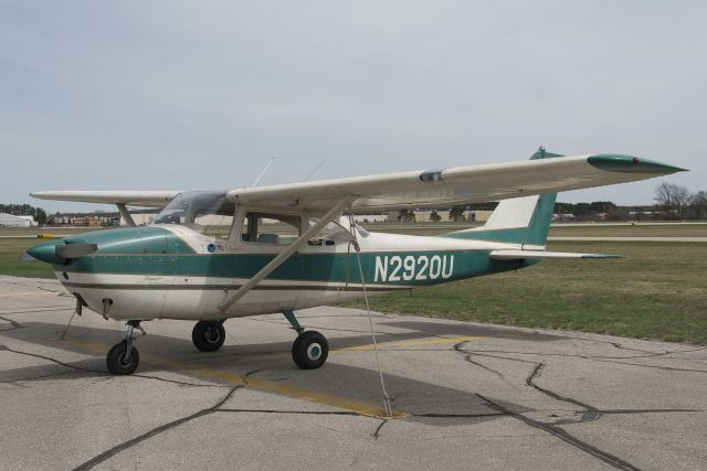 Cessna Skyhawk (N2920U) - N2920U  Cessna  172D  Skyhawk  KCAD  20130505