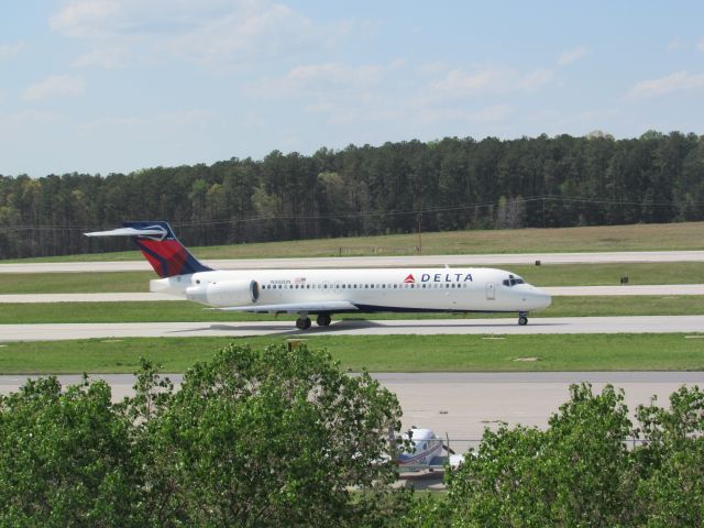 Boeing 717-200 (N988DN) - Delta 717-200 to Atlanta! (4/2/16)