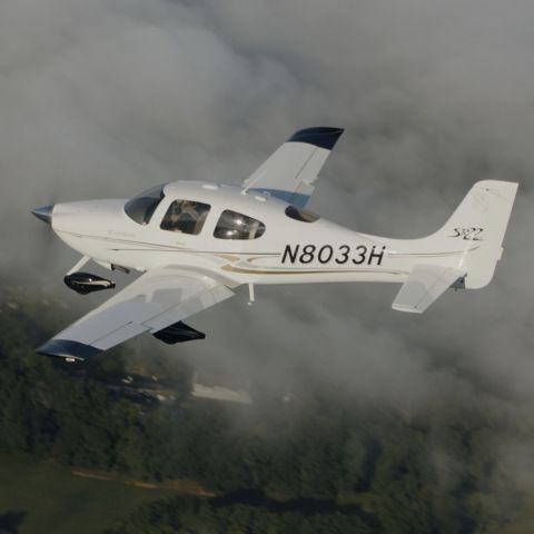 Cirrus SR-22 (N8033H) - You tube flight