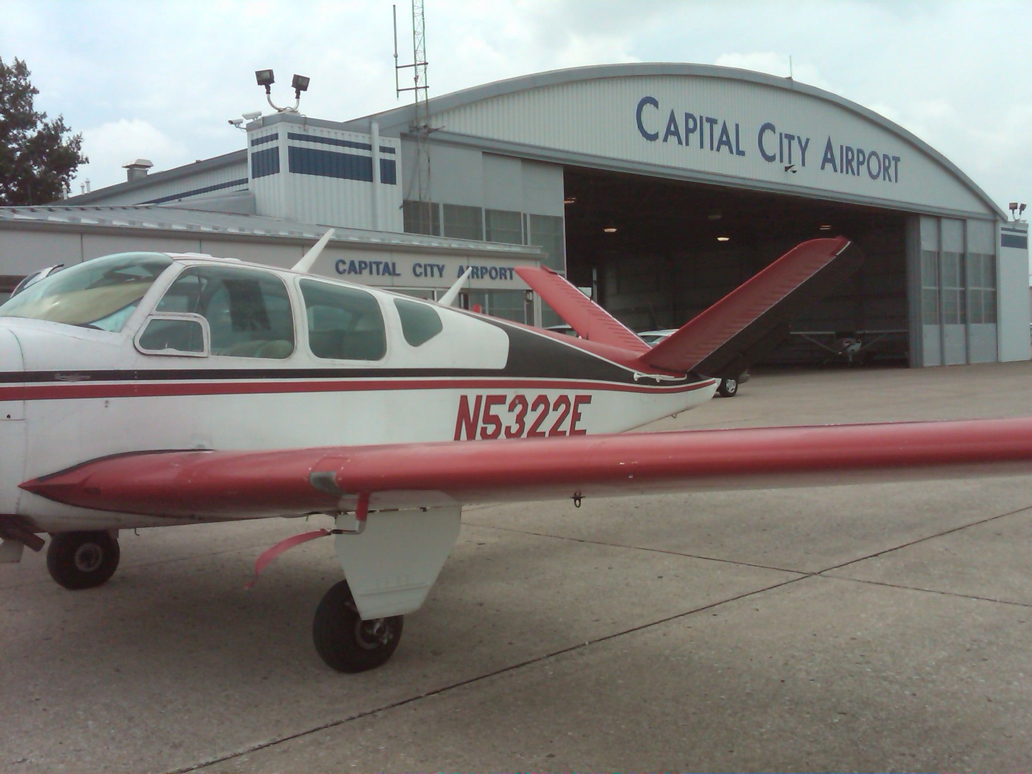 Beechcraft 35 Bonanza (N5322E)