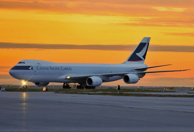 BOEING 747-8 (B-LJF)