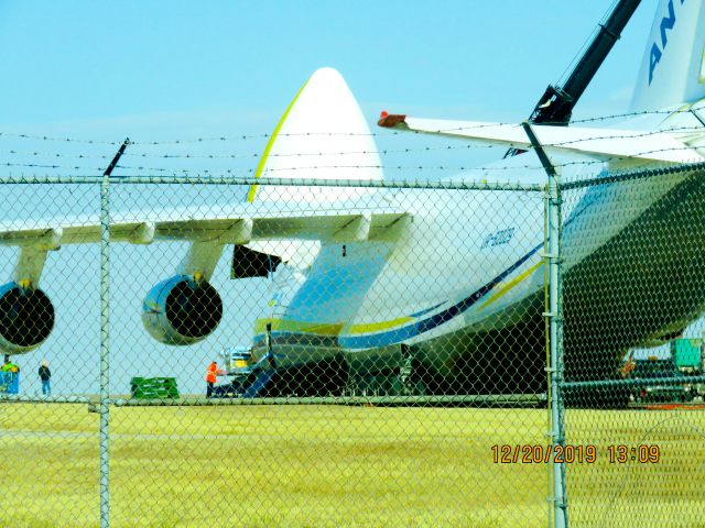 Antonov An-124 Ruslan (UR-82029)