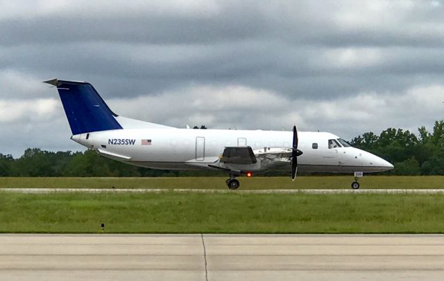 Embraer EMB-120 Brasilia (N235SW)