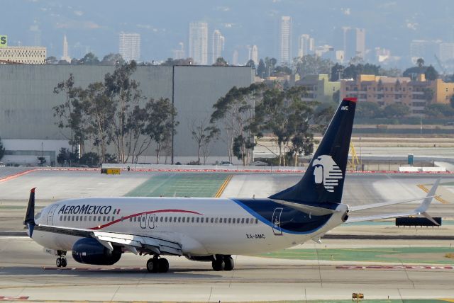 Boeing 737-800 (XA-AMC) - Scimitar Split wingtips