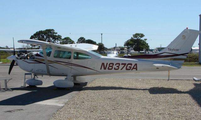 Cessna Skylane (N837GA)