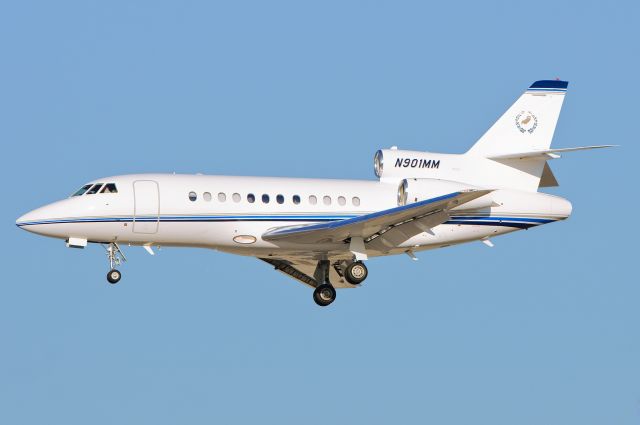 Dassault Falcon 900 (N901MM)