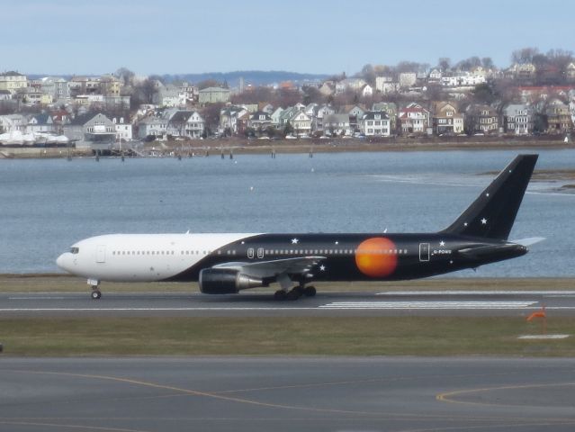 BOEING 767-200 (G-POWD)