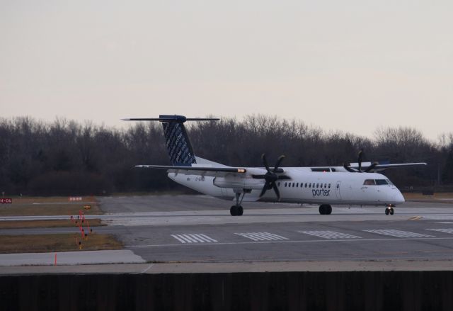 de Havilland Dash 8-400 (C-GKQD)