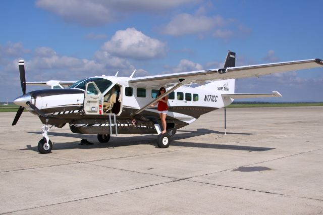 Cessna Caravan (N171CC) - On the ground in Hondo Texas, on our way to the Longhorn Football game that afternoon!