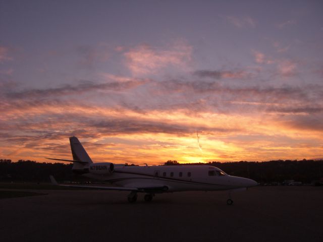 IAI Gulfstream G100 (N796HR)