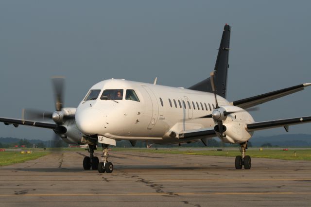 Saab 340 (N233CJ)