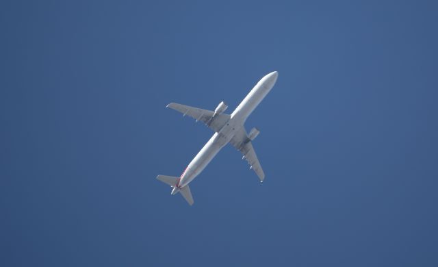 Airbus A321 (N184US)