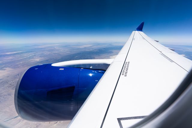 Airbus A220-300 (N203BZ)