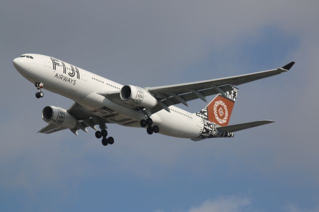 Airbus A330-200 (DQ-FJT)