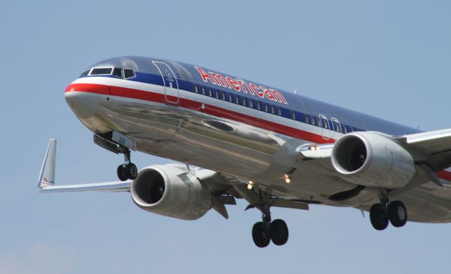 — — - AA 737