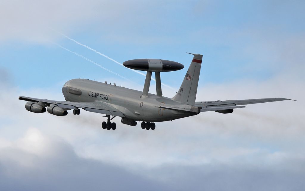 80-0138 — - shuck82 usaf e-3g awacs 80-0138 dep shannon 15/1/17.