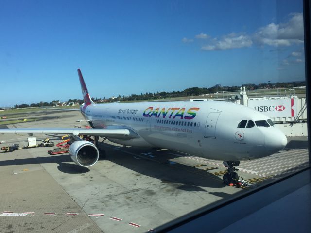 Airbus A330-300 (VH-QPJ) - VH-QPJ at the apron Gate 60 Terminal 1. Route : SYD-CGK. 10th of May 2017