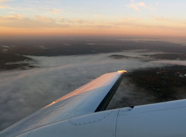 Beechcraft Super King Air 200 (N351CB) - The airport was comletely fogged in.