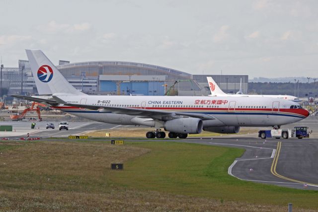 Airbus A330-200 (B-6122)