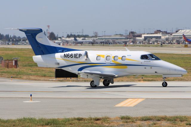 Embraer Phenom 100 (N661EP)