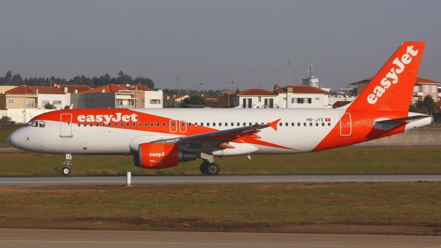 Airbus A320 (HB-JYE)