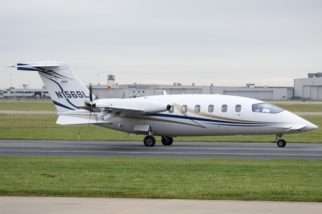 Piaggio P.180 Avanti (N156SL) - April 2013