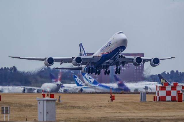 BOEING 747-8 (JA17KZ)