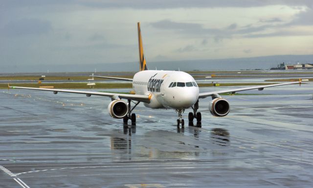 Airbus A320 (VH-XUG) - Tigerair Australia Airbus A320-232 VH-XUG in Sydney 