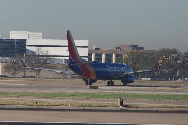 Boeing 737-700 (N570WN)