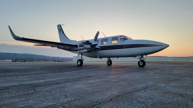 Piper Aerostar (N6077T)
