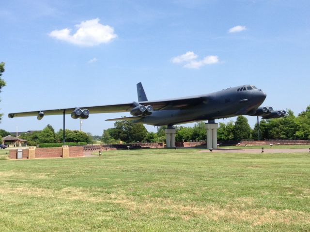 Boeing B-52 Stratofortress (59-2601) - B-52G Stratofortress C/N 464364 Langley AFB