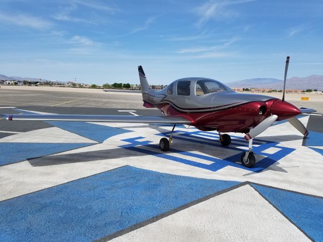 Lancair Lancair 4 (N100C)