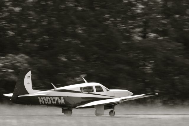 Mooney M-20 (N1017M)