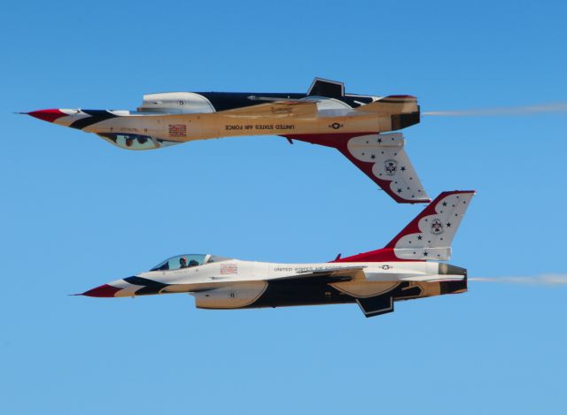 Lockheed F-16 Fighting Falcon — - U.S. Air Force Thunderbirds in Calipso formation, Mather field, Capitol Air Show, Rancho Cordova, Ca.