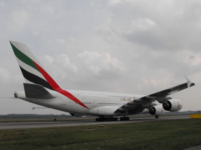 Airbus A380-800 (A6-EUD)