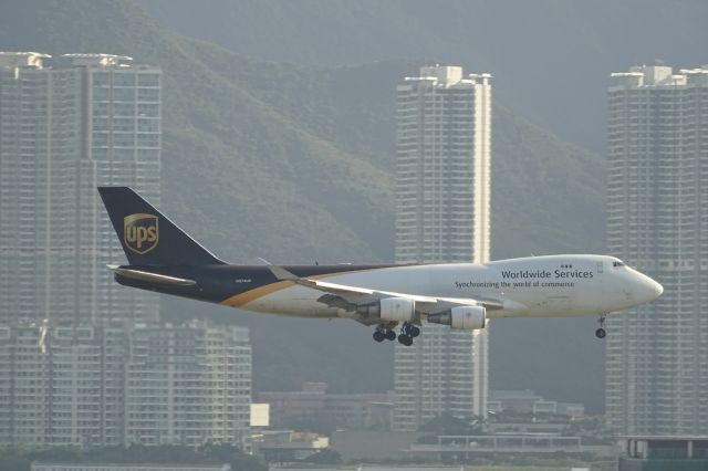 Boeing 747-400 (N574UP)