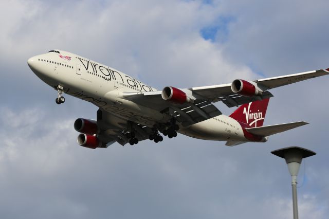 Boeing 747-400 (G-VBIG)