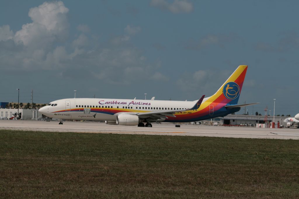 BOEING 767-300 (9Y-JMA)