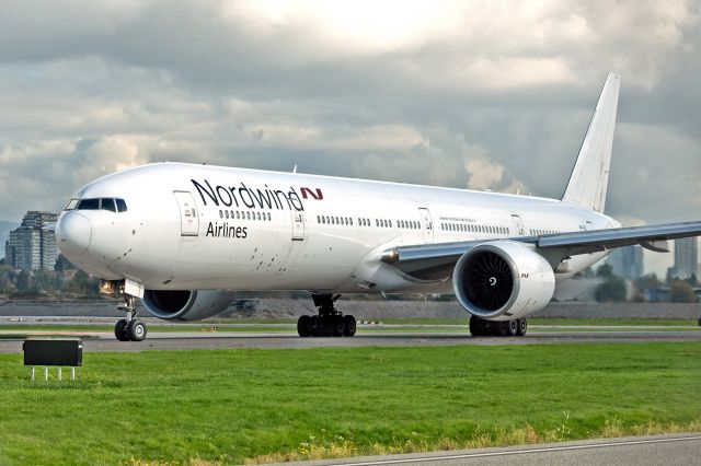 BOEING 777-300 (VP-BJO)