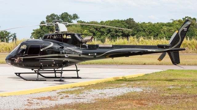 Eurocopter AS-350 AStar (PT-MCL)