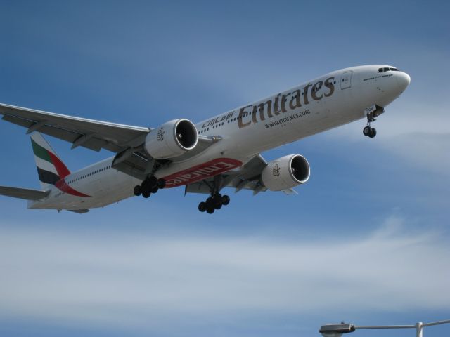 BOEING 777-300ER (A6-EGU) - Emirates 777 landing at Heathrow