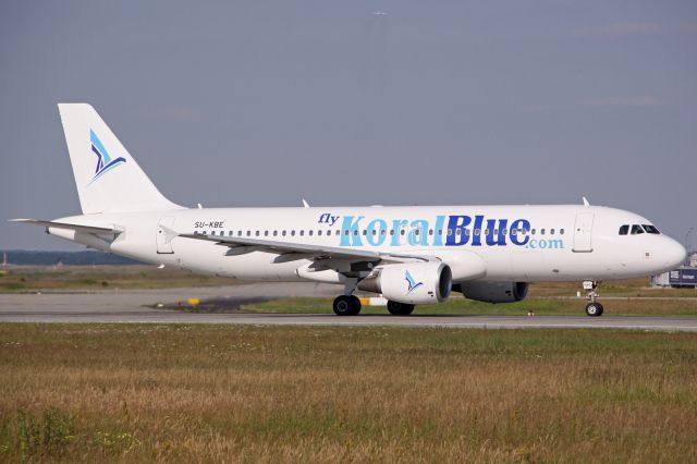 Airbus A320 (SU-KBE)