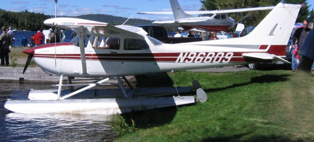 Cessna Skyhawk (N96809)