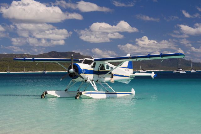 De Havilland Canada DHC-2 Mk1 Beaver (VH-ZDA) - Whitehaven Beach, Whitsunday Islands, Queensland, Australia