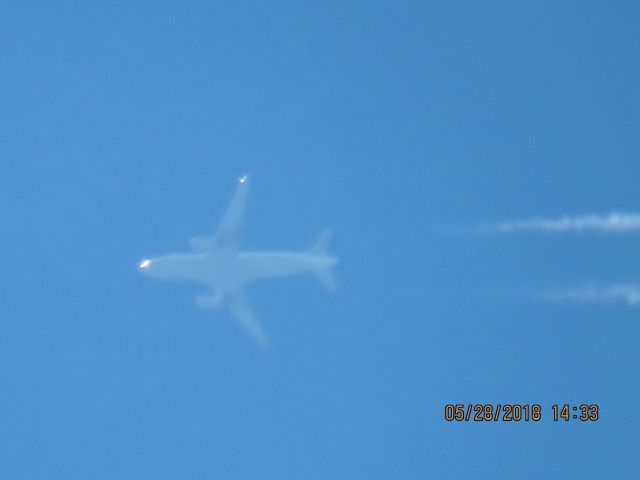 Airbus A319 (N818UA)