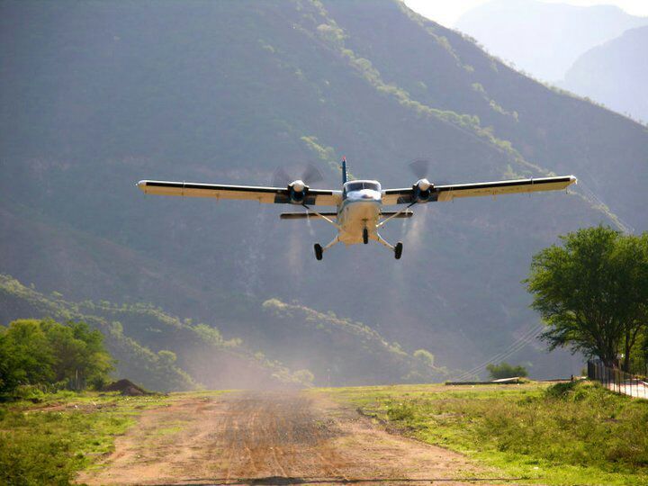 De Havilland Canada Twin Otter (XA-TAT)